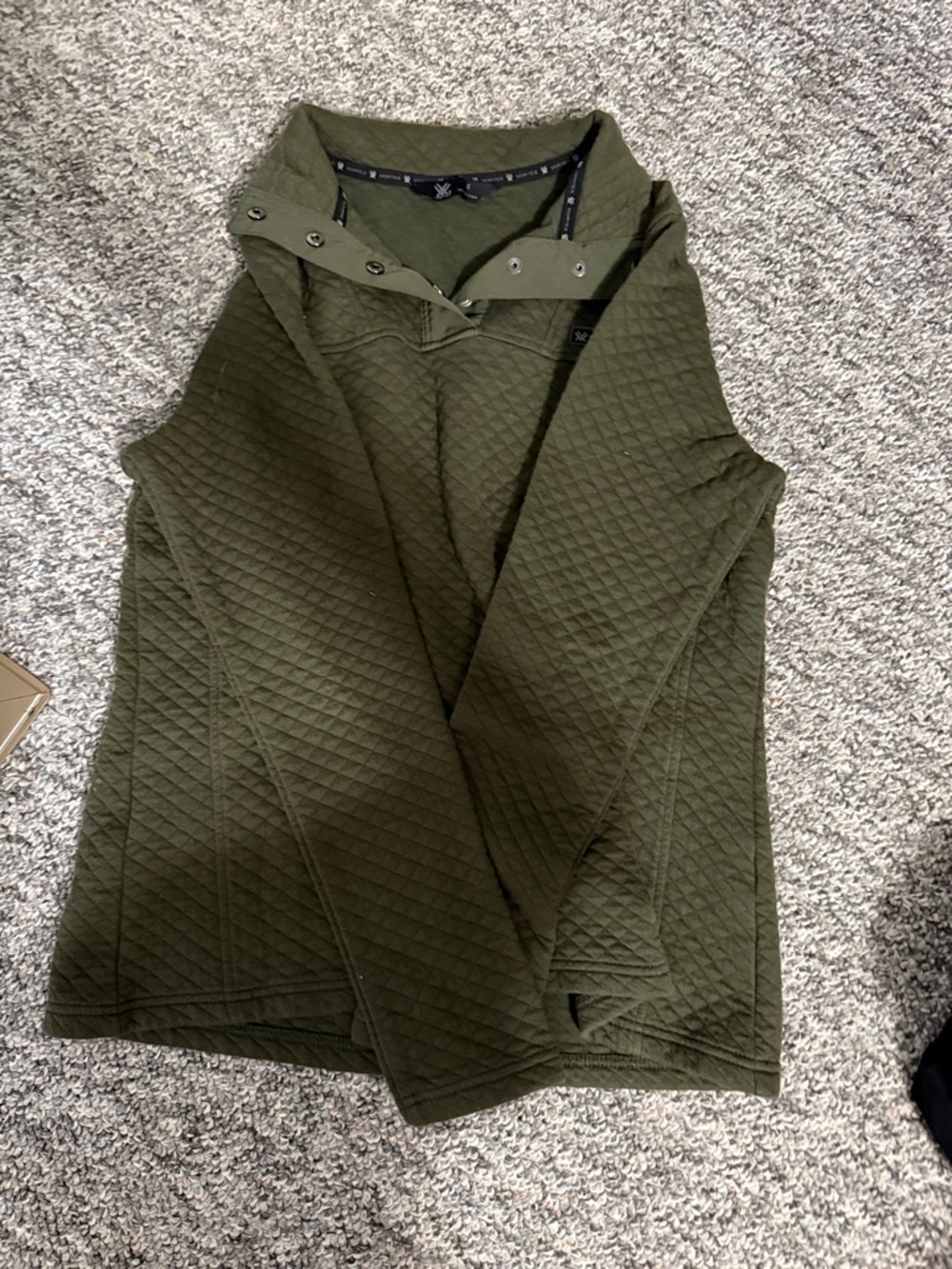 Quilted Olive Long Sleeve Pullover Top - Women's